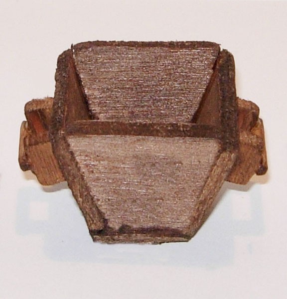 Cuartilla cónica mini. Medidas: 3,5x3x2,5cm. Cuartilla cónica mini. Medidas: 3,5x3x2,5cm.